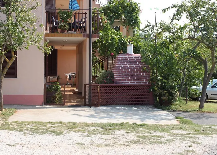 With A Parking Space - 7073 *