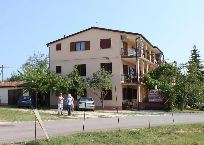 Apartamento With A Parking Space - 7073 *