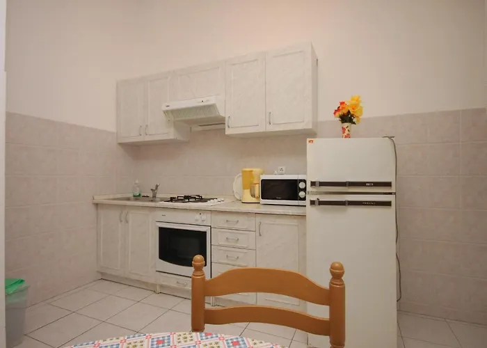 With A Parking Space - 7073 Apartamento Umag